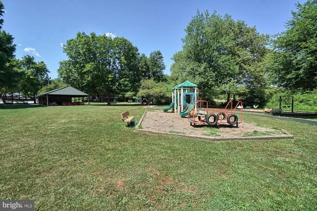 Photo of 8000 GLENDALE COURT