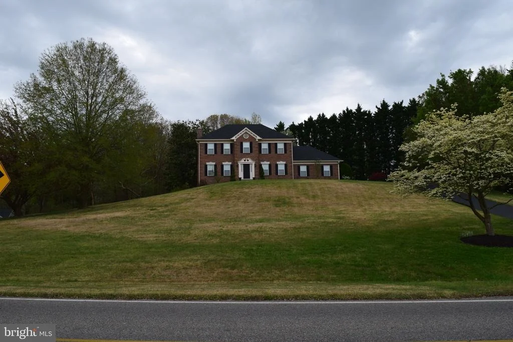 Photo of 7930 ARBOR WAY
