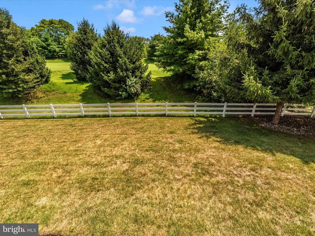 Photo of 6 FARMSTEAD PLACE