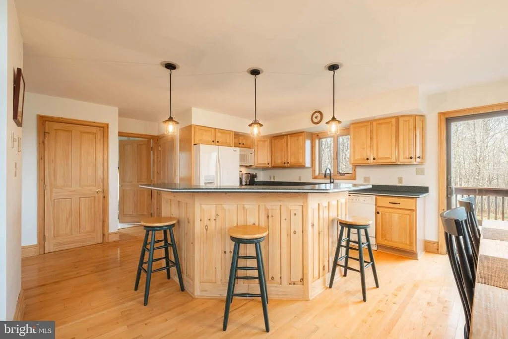 Photo of 128 BRIDGEVIEW LANE
