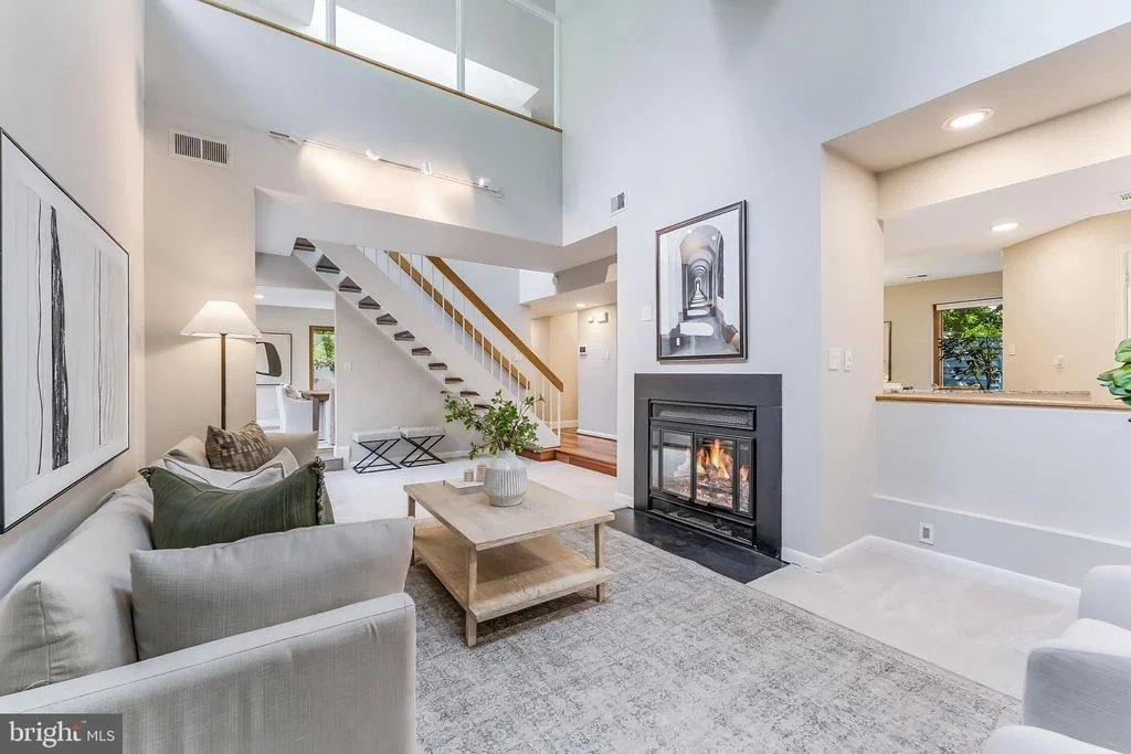 Photo of 1982 SOLARIDGE COURT