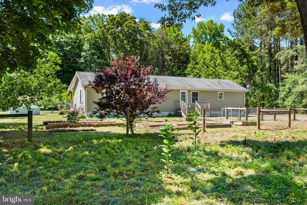 Photo of 23116 GILPIN POINT ROAD