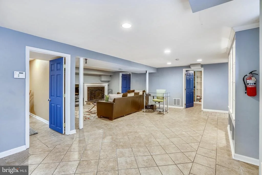 Photo of 8917 WALDEN ROAD
