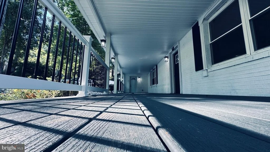 Photo of 201 SINGLETREE COURT