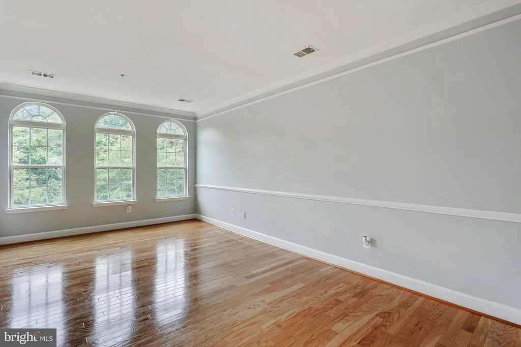 Photo of 19485 DOVER CLIFFS CIRCLE