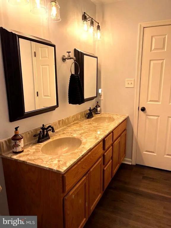 Photo of 15932 HIBISCUS DRIVE