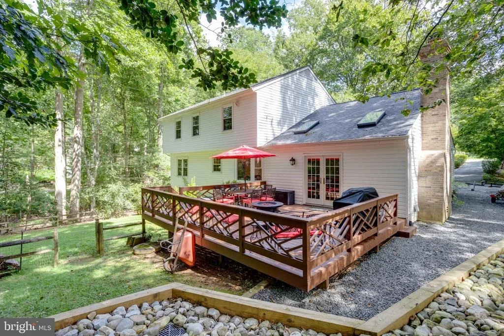 Photo of 11154 STONEBROOK DRIVE