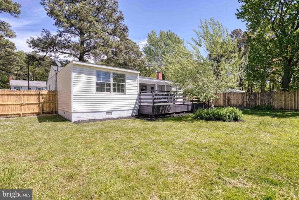 Photo of 10 BAY VIEW AVENUE