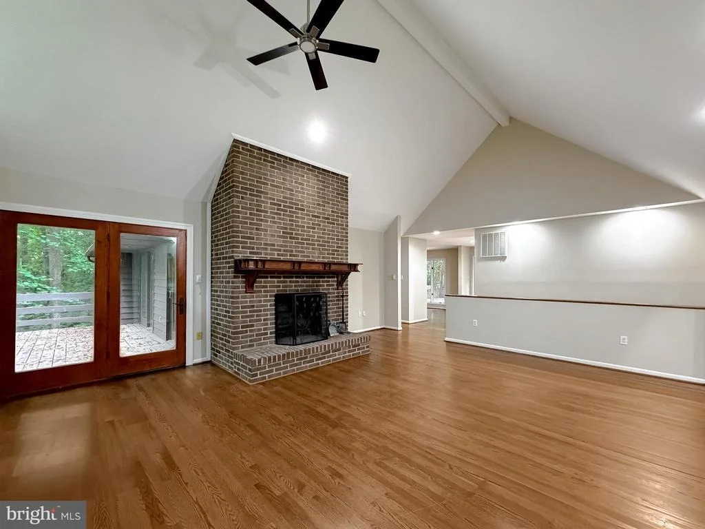 Photo of 8425 MAUSEN LANE