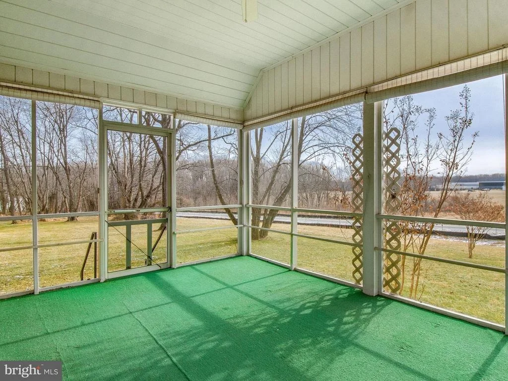 Photo of 17305 BATCHELLORS FOREST ROAD