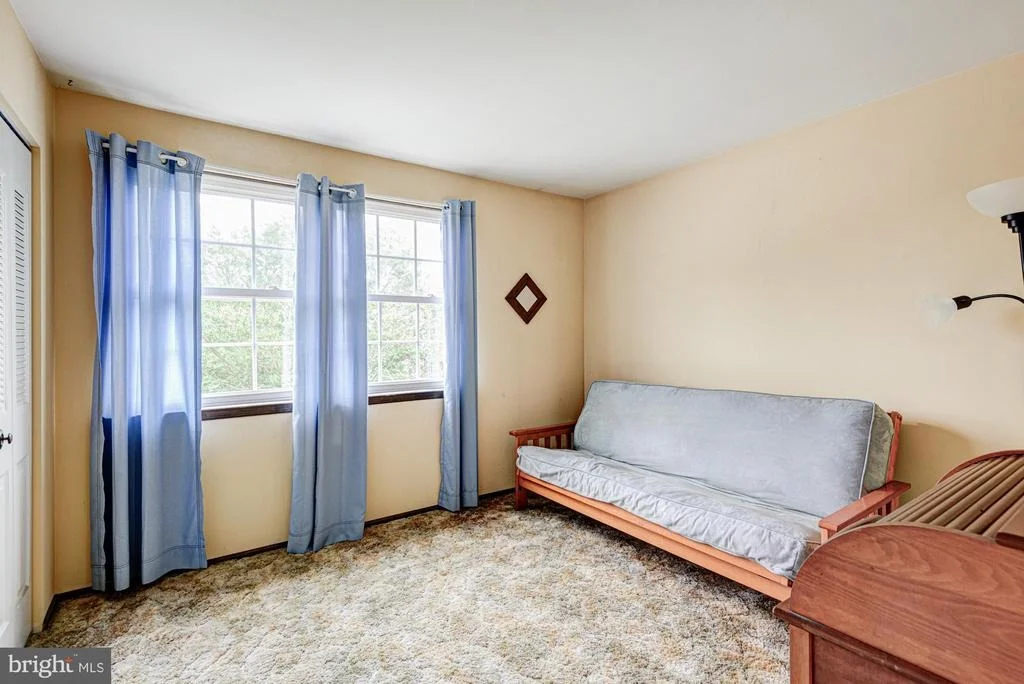 Photo of 8 RISA COURT