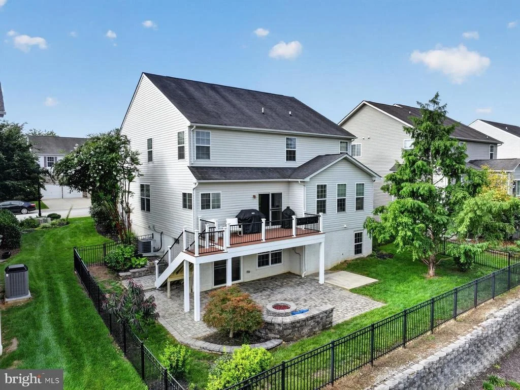 Photo of 810 MORAN DRIVE