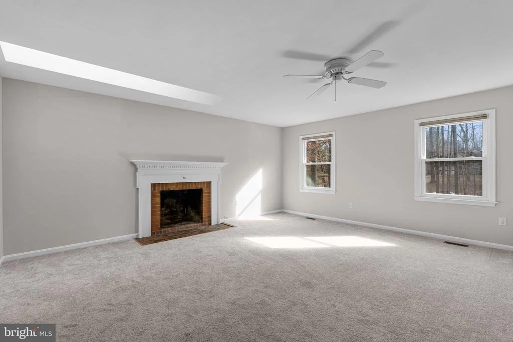 Photo of 12938 BYEFIELD DRIVE