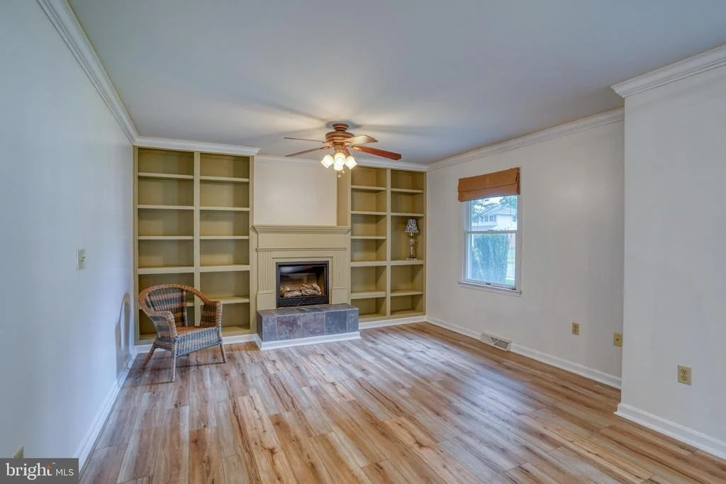 Photo of 956 JANEKA LANE
