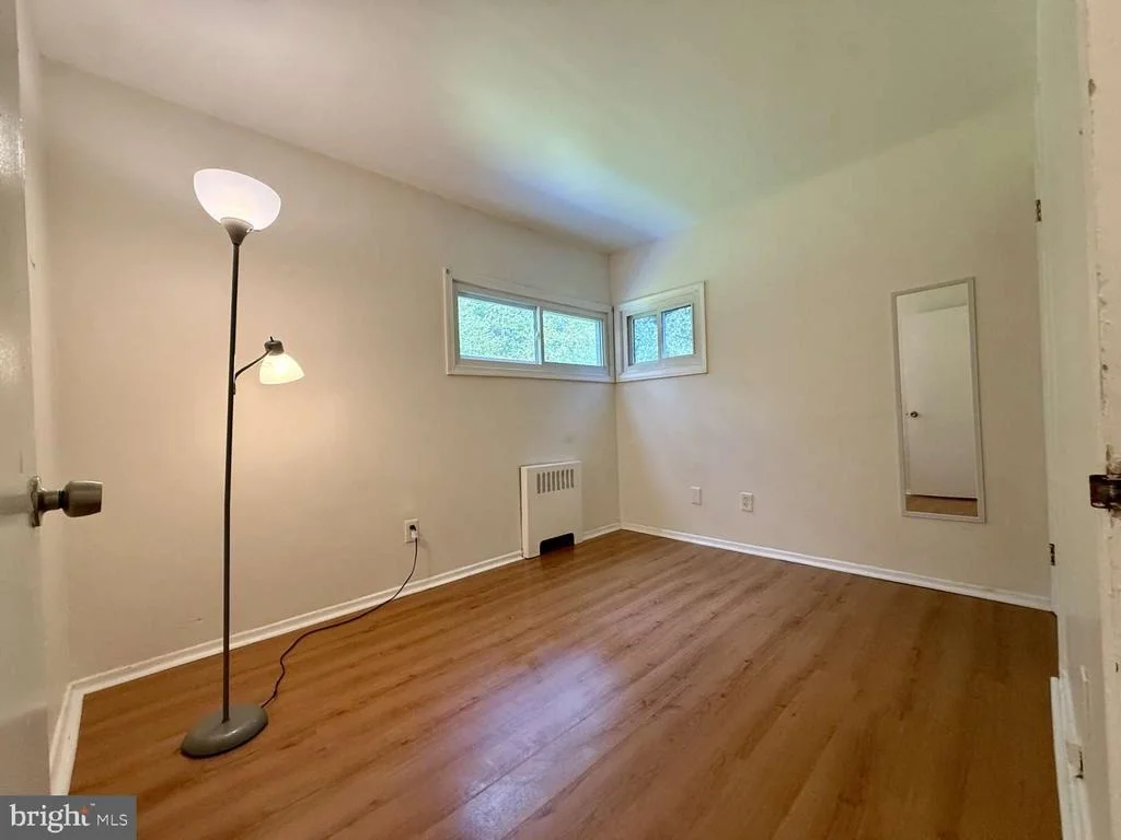 Photo of 8 CONNELL CIRCLE