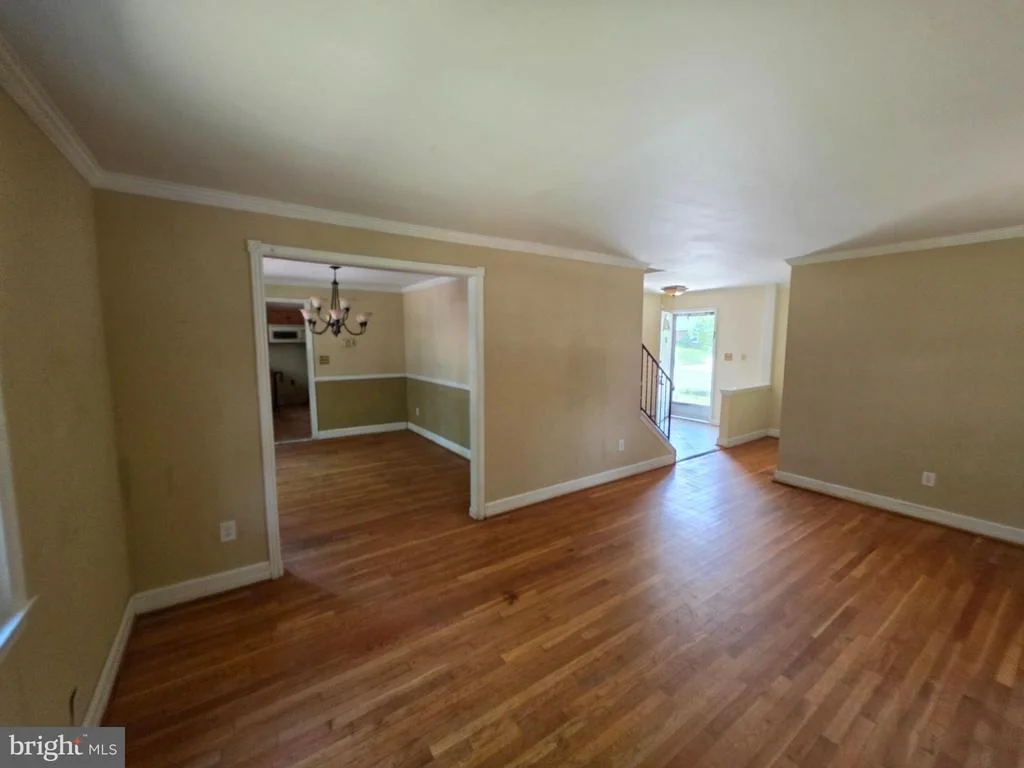 Photo of 12100 CHESTERTON DRIVE