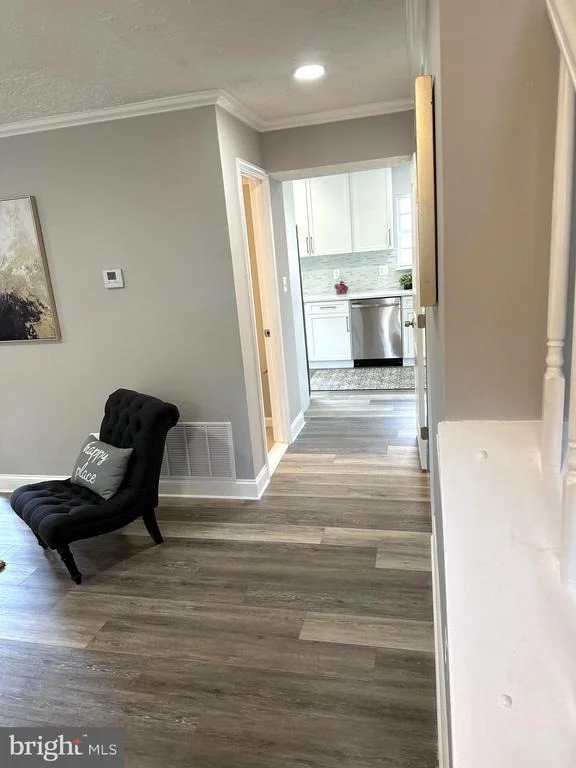 Photo of 7814 OUTING AVENUE