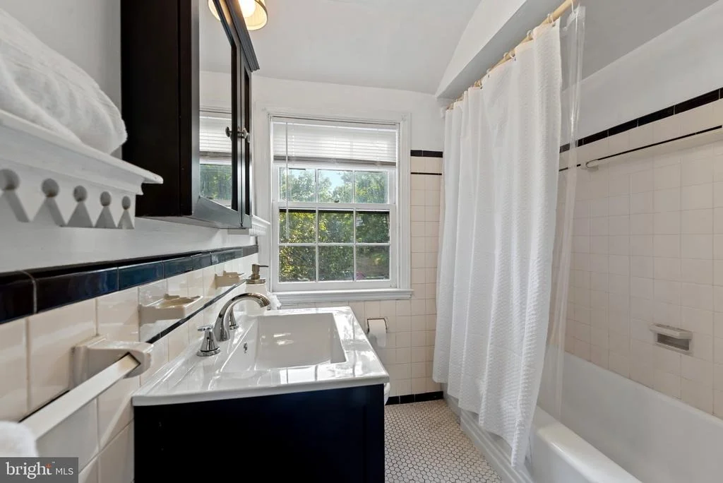 Photo of 4208 WESTVIEW ROAD