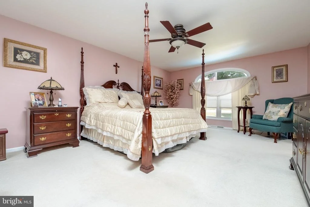 Photo of 417 NOLLMEYER ROAD
