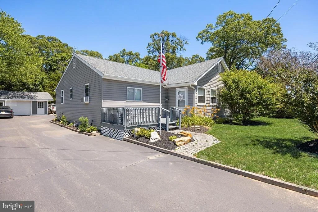 Photo of 155 W HAMPTON STREET