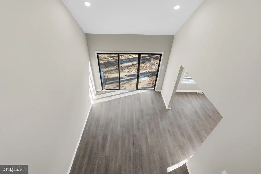 Photo of 221 OAK LANE