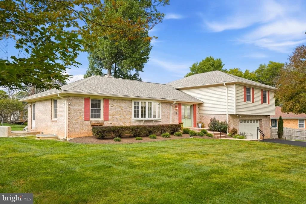 Photo of 17616 PRINCE DAVID DRIVE