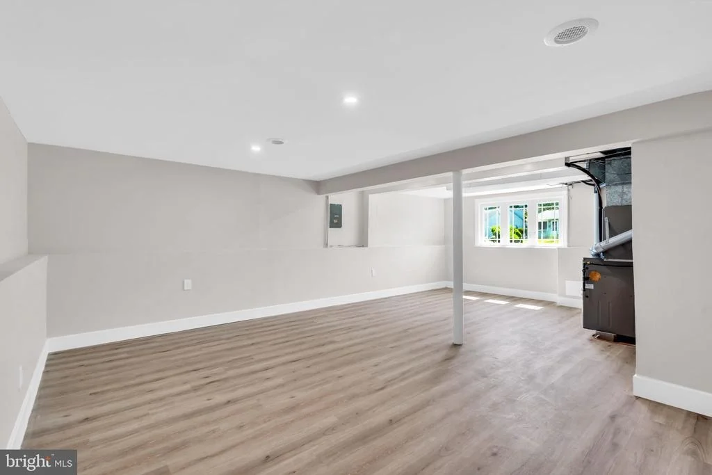 Photo of 103 CARVER DRIVE