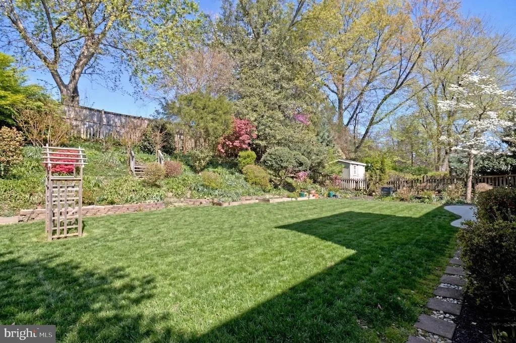 Photo of 6606 TUCKER AVENUE