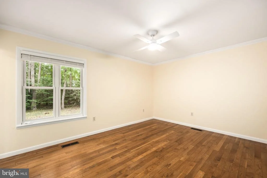 Photo of 38 FAIRWAY LANE