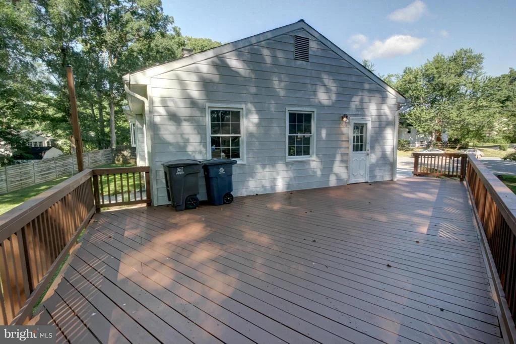 Photo of 16101 ROBLYNN COURT