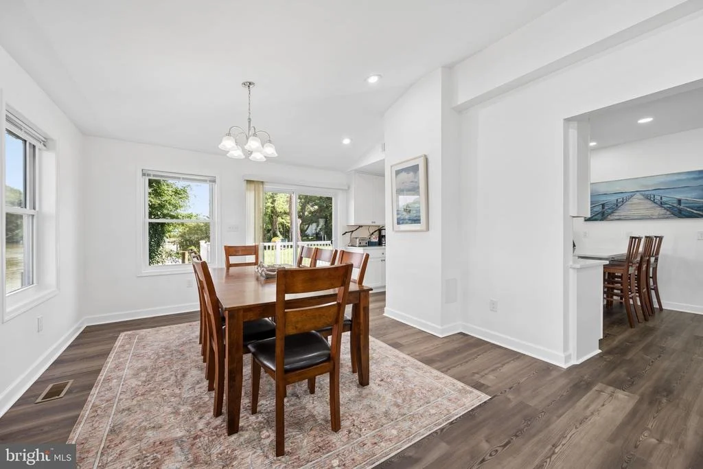 Photo of 456 DEALE ROAD