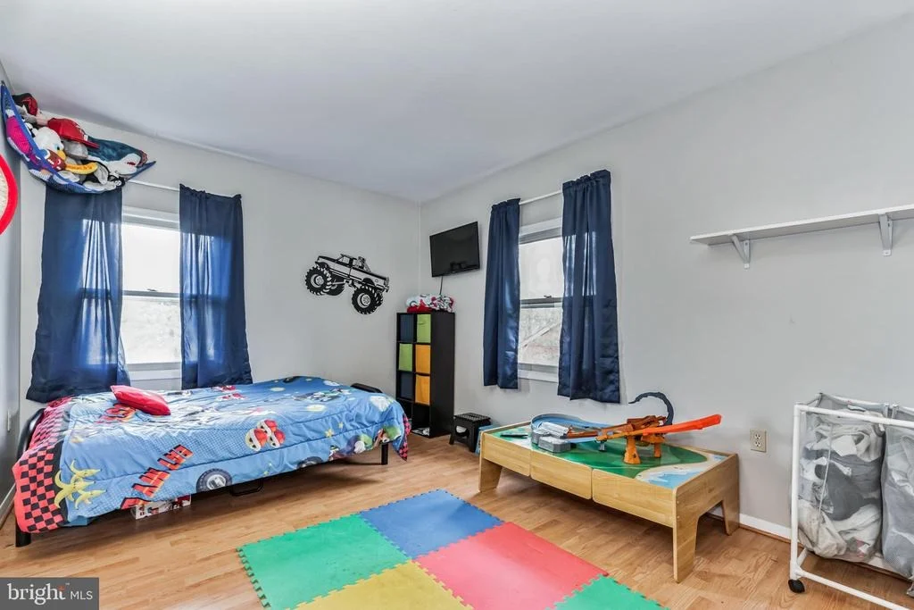 Photo of 102 LOCUST STREET