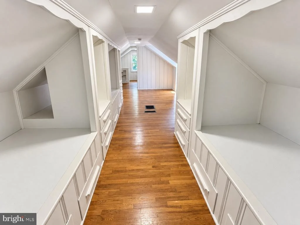 Photo of 8921 YELLOW SPRINGS ROAD