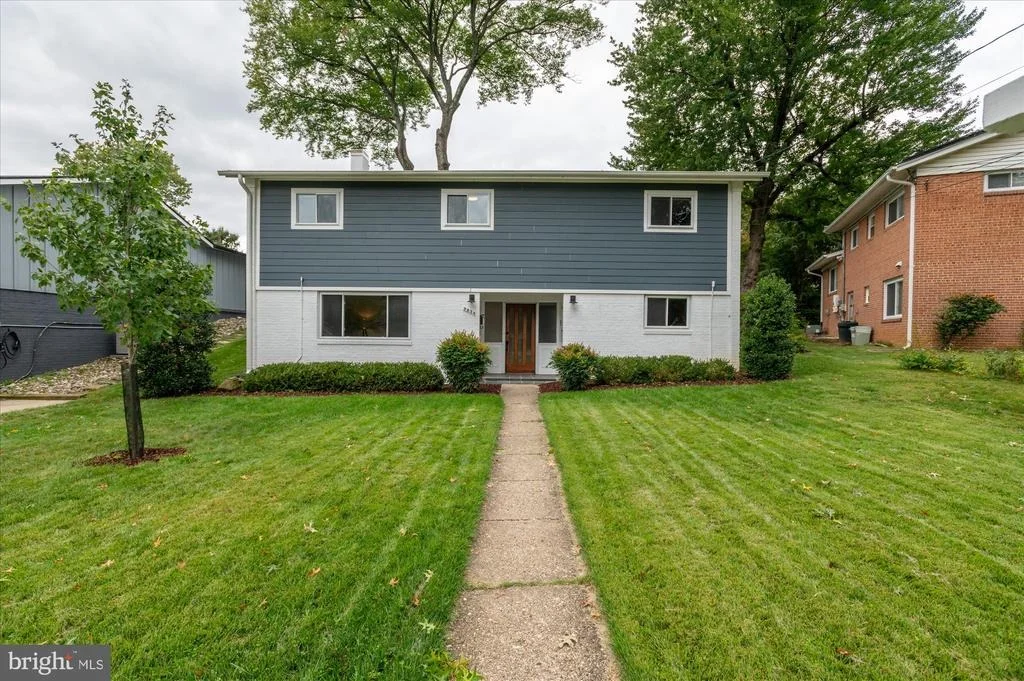 Photo of 9834 CHERRY TREE LANE