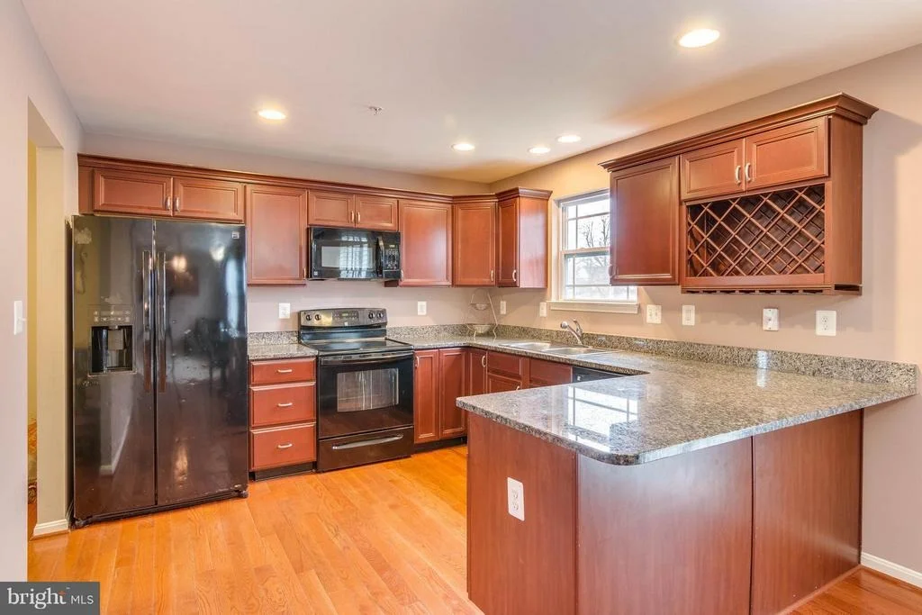 Photo of 9909 MILLIES MANOR