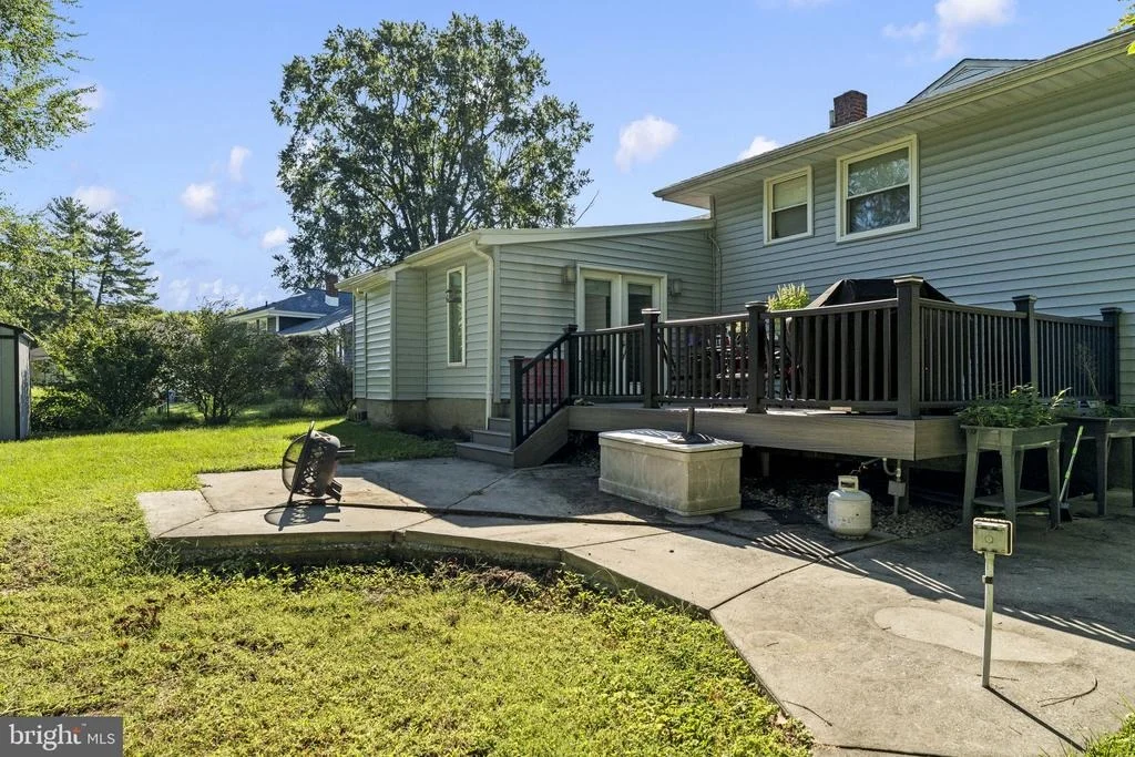 Photo of 409 BRADFORD ROAD