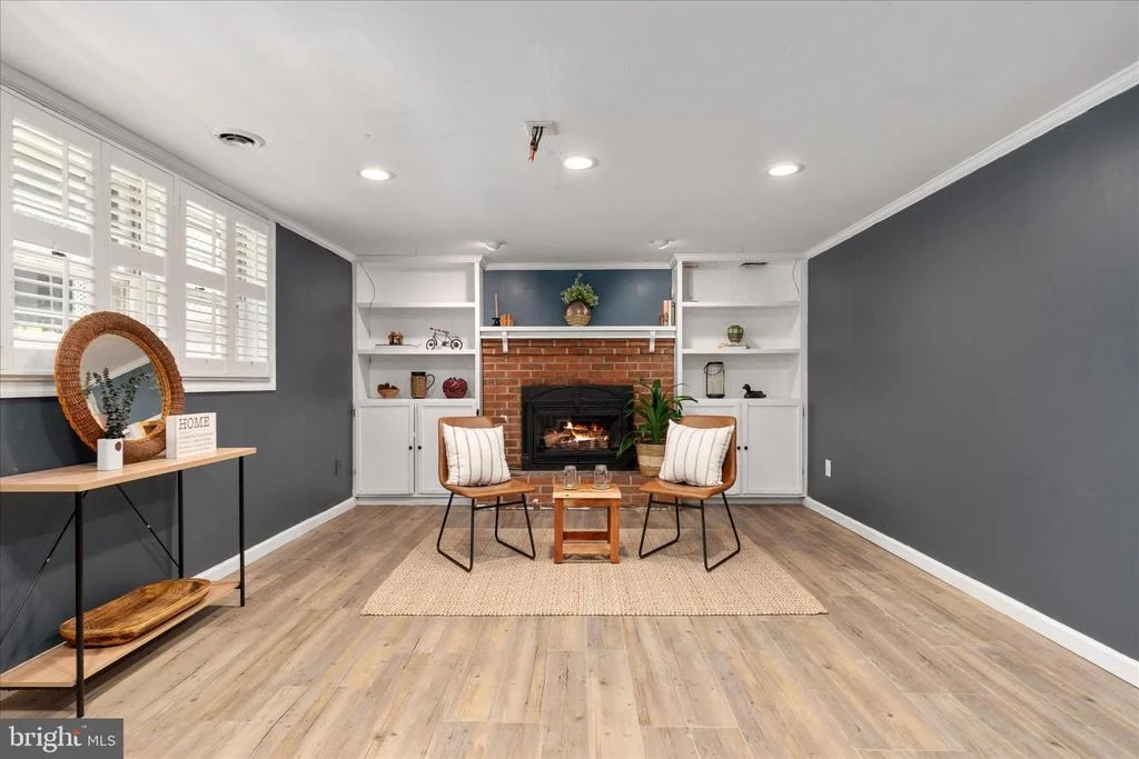 Photo of 224 FREDERICKTOWNE DRIVE