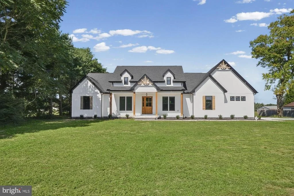 Photo of 14133 PEPPERBOX ROAD