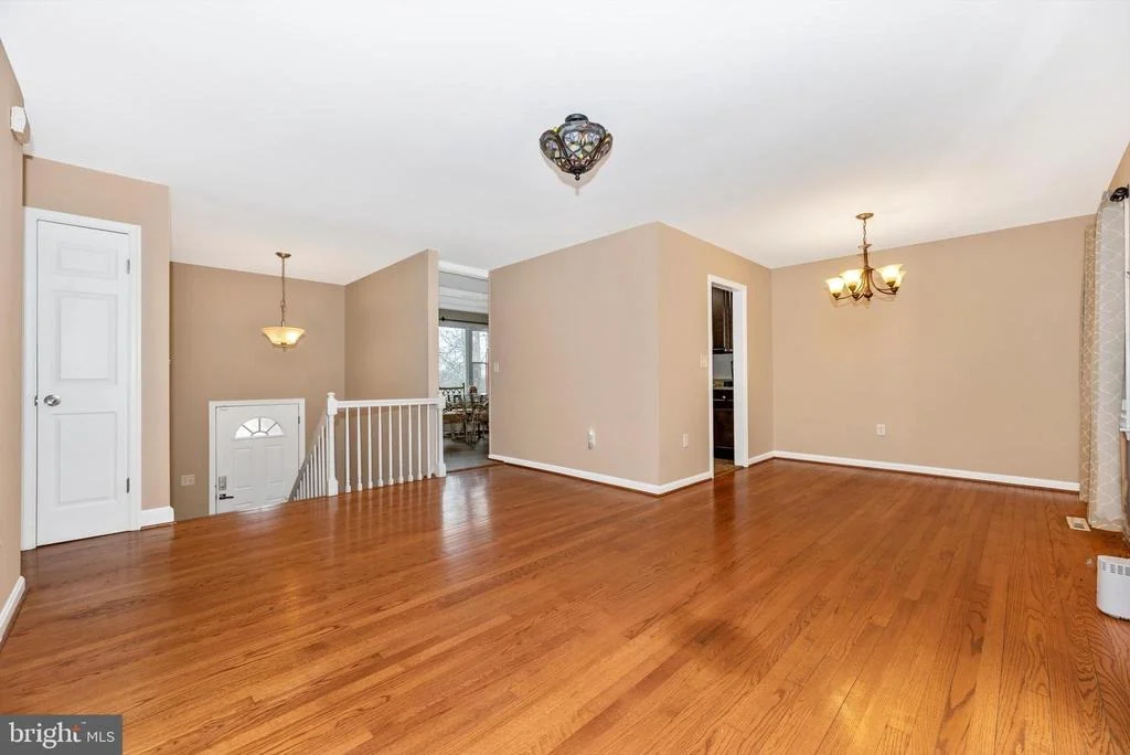Photo of 23805 STRINGTOWN ROAD