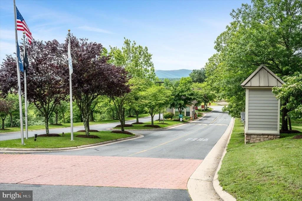 Photo of 514 SLEIGH DRIVE