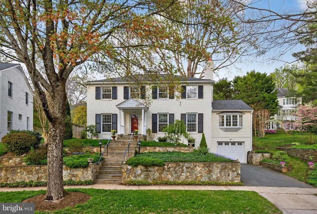 Photo of 6309 KENHOWE DRIVE