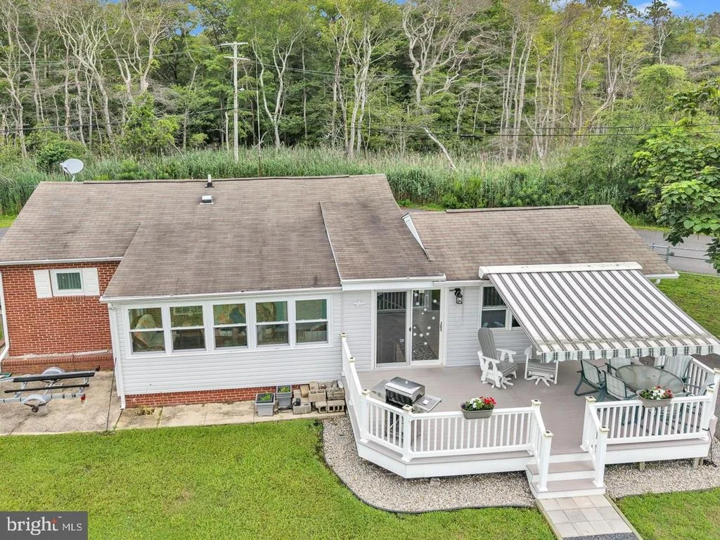 Photo of 18 BEACON DRIVE