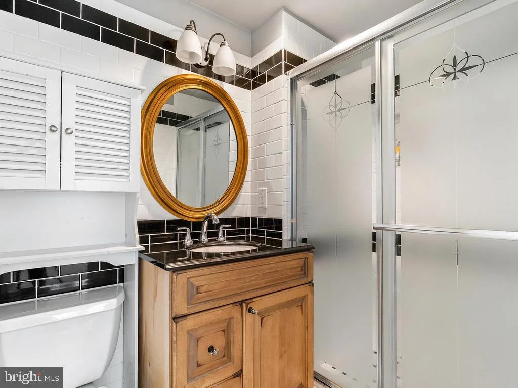 Photo of 2339 DECKMAN LANE
