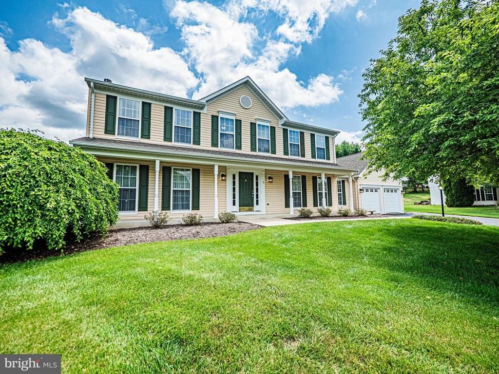 Photo of 2 REDFERN PLACE
