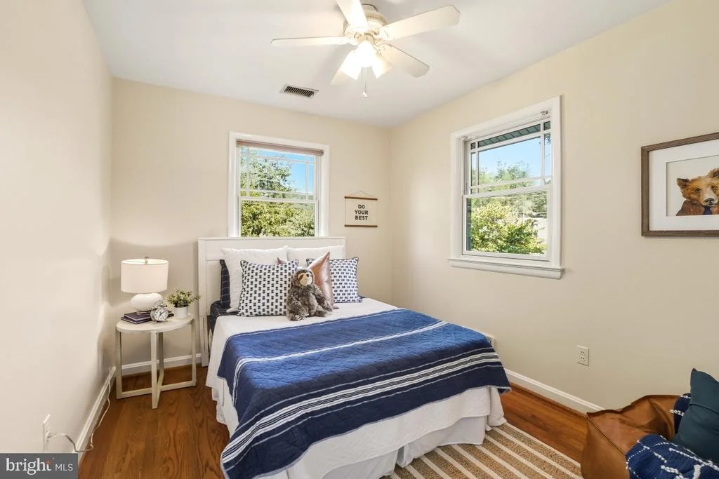 Photo of 418 NEALE COURT