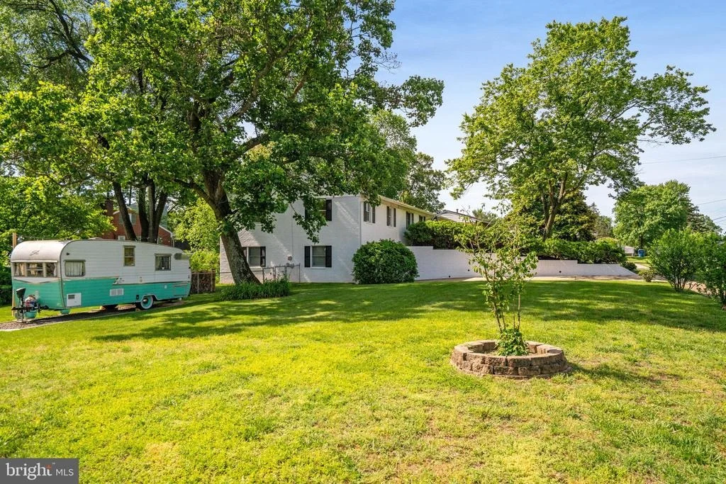 Photo of 5101 AMPTHILL DRIVE