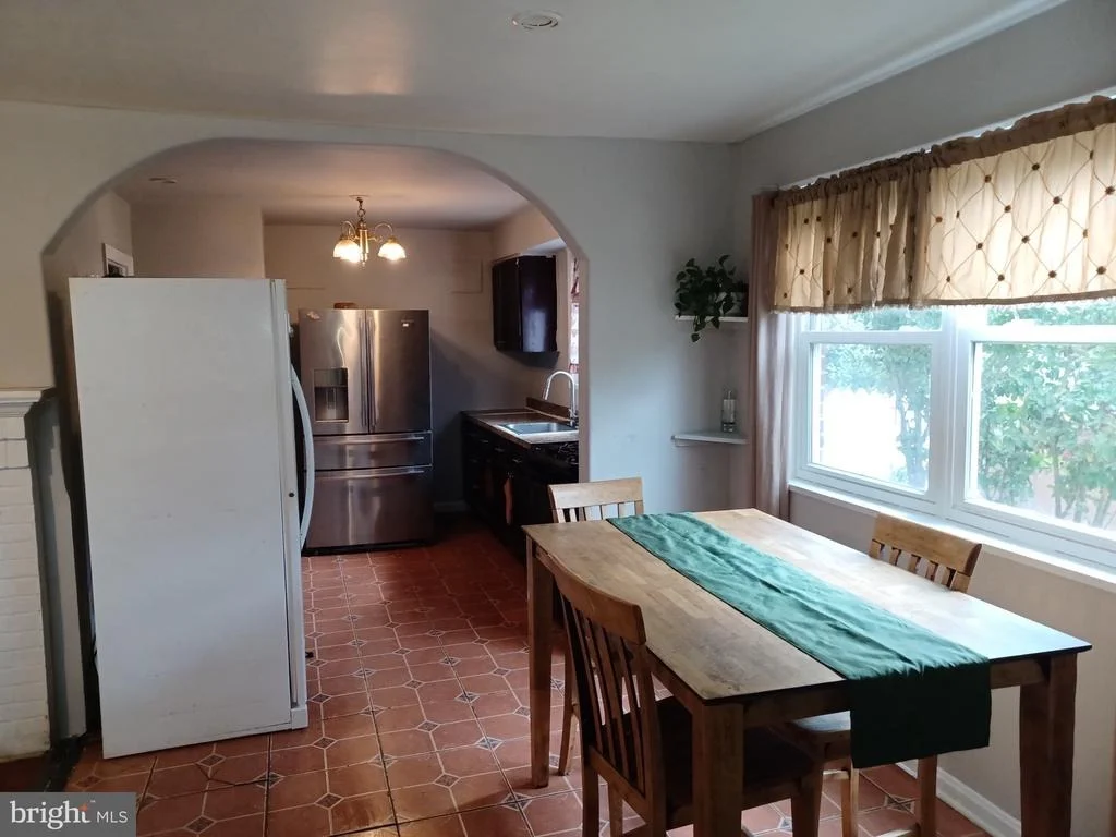 Photo of 9723 BRADDOCK ROAD