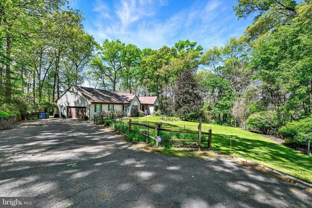 Photo of 3213 GREEN ROAD
