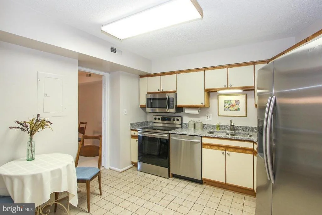 Photo of Unit 902 at 3330 LEISURE WORLD BOULEVARD