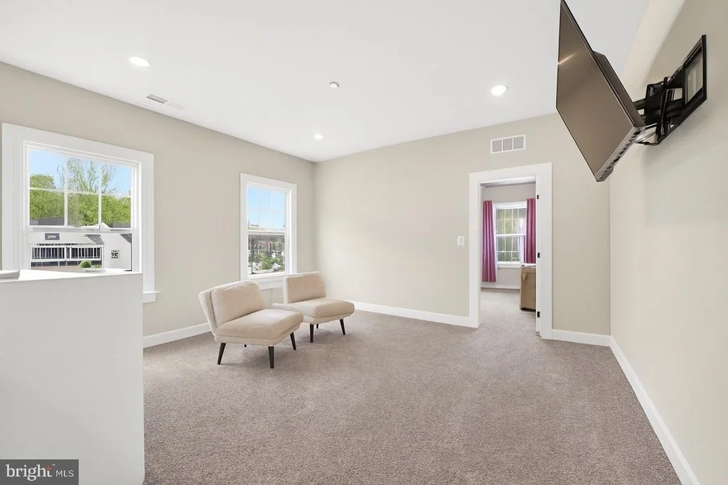 Photo of 7973 LAWNDALE CIRCLE